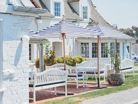 Camden Valley Inn - Accommodation Nelson Bay 1
