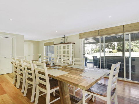 Camelot - Superbly Proportioned And Ideally Located - Accommodation Nelson Bay 1