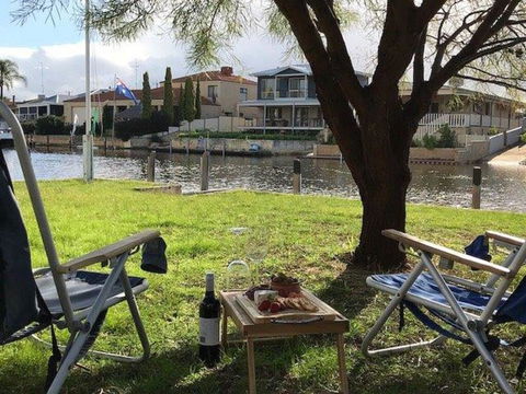 Canalside Family Getaway - Accommodation Nelson Bay 1