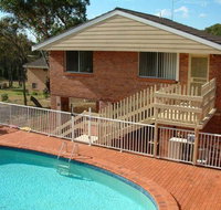 Canberra Cres 2E Burrill Lake Upstairs Apartment - Accommodation Nelson Bay
