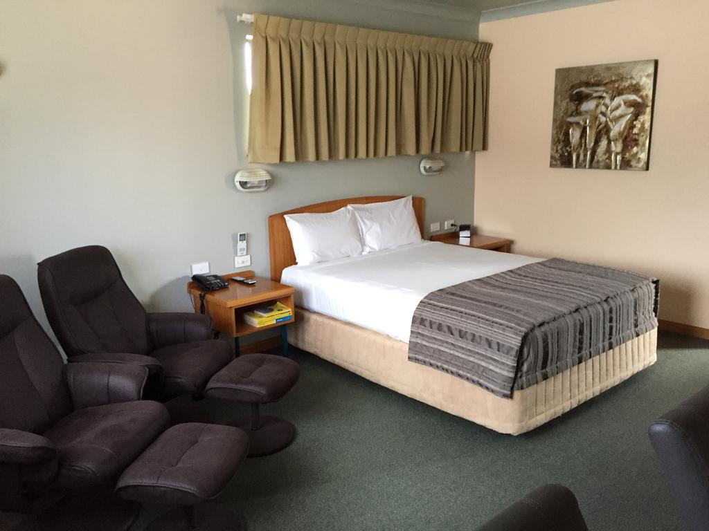 Earlville QLD Accommodation Nelson Bay