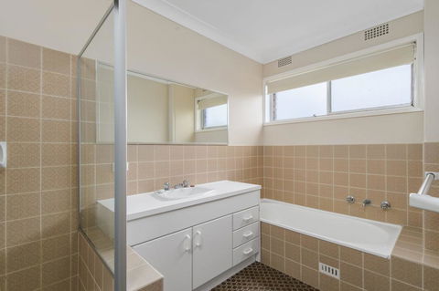 Capri Unit 9, 6 Gordon Street - Accommodation Nelson Bay 1