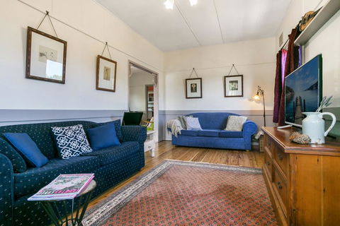 Carinya Cottage - Nelson Bay Accommodation.com 2