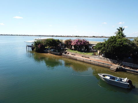 Carnarvon Retreat - Nelsons Bay Accommodation 2