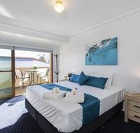 Carrington Charm - CBD - WiFi - Parking - Nelsons Bay Accommodation