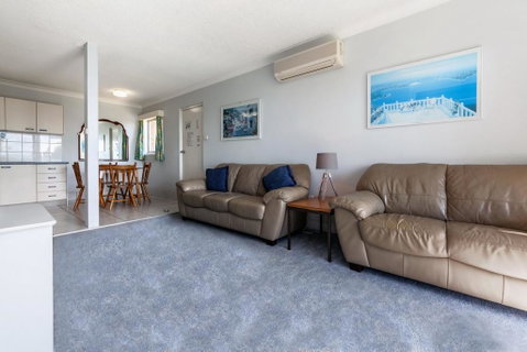Castaways, Unit 1/17 Shoal Bay Road - Accommodation Nelson Bay 1