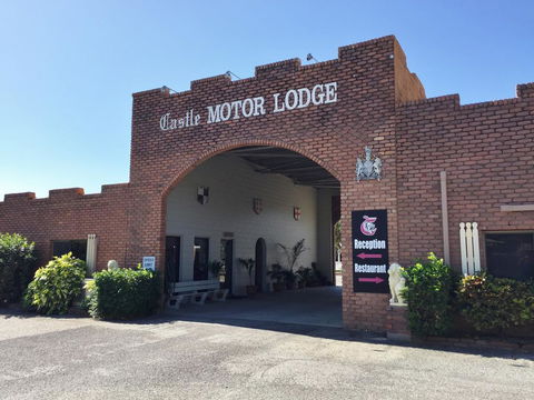 Castle Motor Lodge - Accommodation Nelson Bay 0