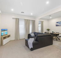 Central and Charming on Wallace - Accommodation Nelson Bay