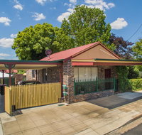 Central Armidale 2-Bedroom Apartment - Accommodation Nelson Bay