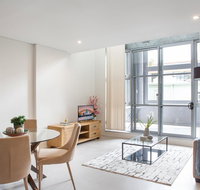 Central City Loft With Gym and Pool - Accommodation Nelson Bay