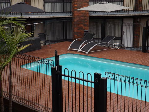 Central Court Motel Warrnambool - Accommodation Nelson Bay 2