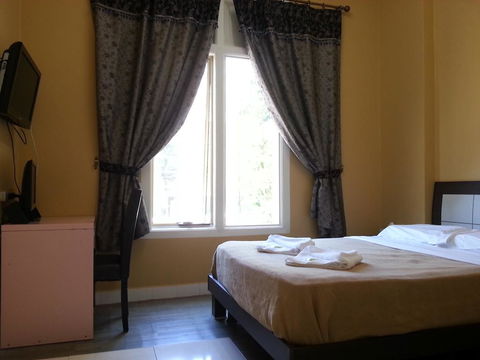 Central Private Hotel - Accommodation Nelson Bay 1