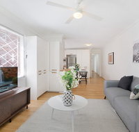 Charming parkside apartment in quiet area - Accommodation Nelson Bay