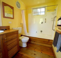 Cherry Plum Cottages - Accommodation Nelson Bay