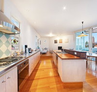Coastal Penthouse at Coogee Beach - Accommodation Nelson Bay