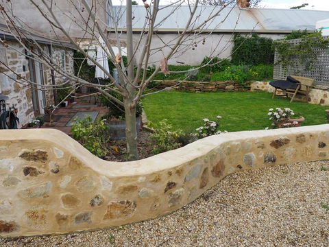 Cobblers Cottage B&B - Accommodation Nelson Bay 2