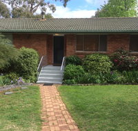 Cockatoo Corner - Armidale - Accommodation Nelson Bay