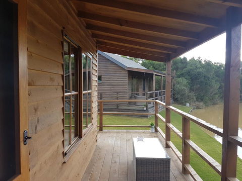 Cocoa & Briar Cottages - Accommodation Nelson Bay 2