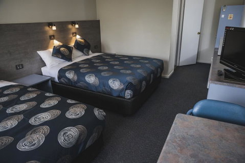 Colac Central Hotel-Motel - Nelsons Bay Accommodation 1
