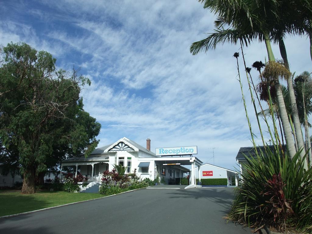 Gladstone ACT Nelsons Bay Accommodation