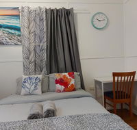 Comfortable Guest Room closes to Emerald CBD - Accommodation Nelson Bay