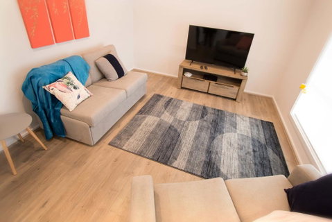 Contemporary Esprit With River Reserve Access - Nelsons Bay Accommodation 2