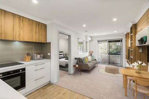 Cool Quiet Modern Secure Walking Distance To Perth And Landmarks - Nelsons Bay Accommodation 0