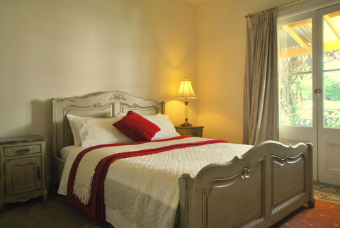 Cooma Cottage - Accommodation Nelson Bay 3