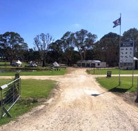 Coonawarra Cabins Unit D - Accommodation Nelson Bay