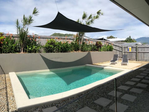 Cooya Beach - Ultimate Tropical Getaway - Accommodation Nelson Bay 2
