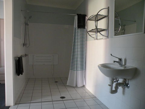Corowa Motor Inn - Accommodation Nelson Bay 2