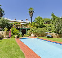 Corvah House - Accommodation Nelson Bay