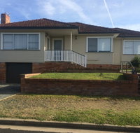 Costa Park Cottage Ena - Armidale - Accommodation Nelson Bay