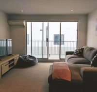 Cosy Modern Apartment in Brunswick - Accommodation Nelson Bay