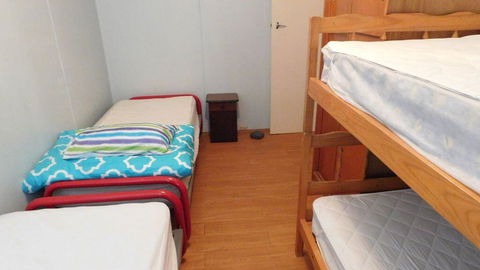 Cottage 51 - Topspot Cottages - Accommodation Nelson Bay 2