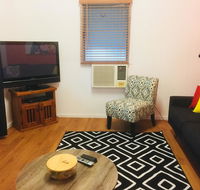 Cottage on Cork -Laffin Cottage - Accommodation Nelson Bay