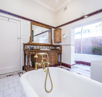 Cottesloe Eclectic House - Accommodation Nelson Bay