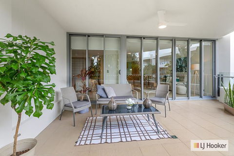 COTTON BEACH 85 - PRIVATE Mid Floor APARTMENT - Accommodation Nelson Bay 0