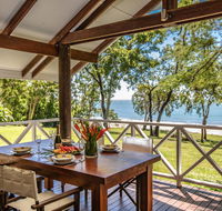 Cottonwood - Private Beachfront - Accommodation Nelson Bay
