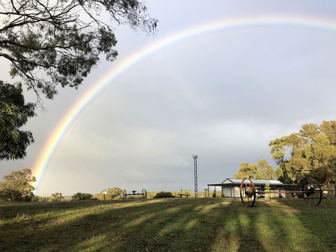 Country Cabin With Mountain Views Close To Ballarat - Accommodation Nelson Bay 0