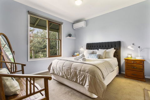 Country House Retreat - Accommodation Nelson Bay 2