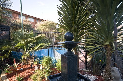 Country Plaza Motel - Accommodation Nelson Bay 2