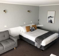 Country Roads Motor Inn - Accommodation Nelson Bay