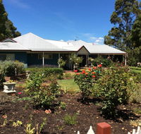 Crabapple Lane - Accommodation Nelson Bay