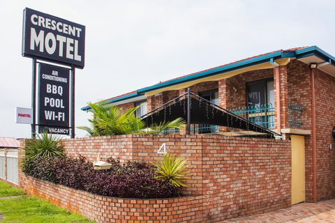 Crescent Motel Taree - Accommodation Nelson Bay 0