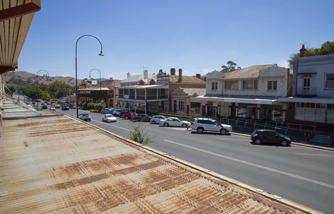 Criterion Hotel Gundagai - Nelson Bay Accommodation.com 1