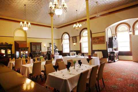 Criterion Hotel Rockhampton - Accommodation Nelson Bay 2