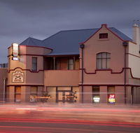 Cross Keys Hotel - Accommodation Nelson Bay