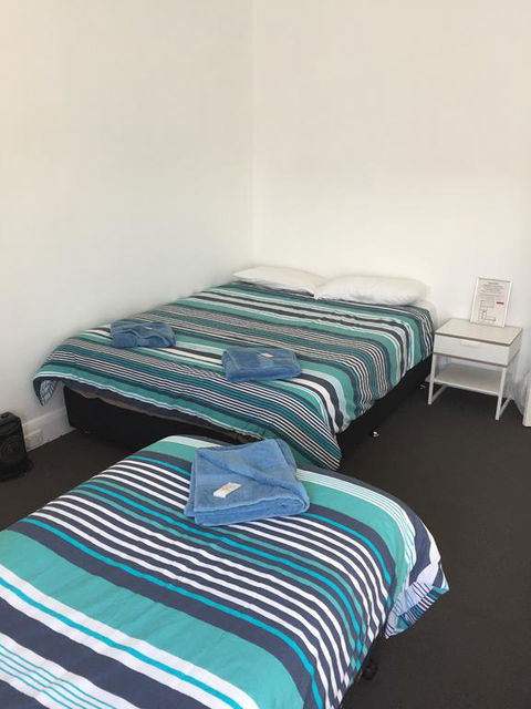 Crown Inn Hotel - Accommodation Nelson Bay 0