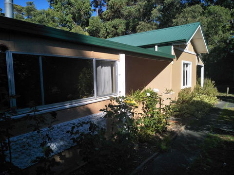 Crystal Springs Holiday Accommodation - Nelsons Bay Accommodation 1